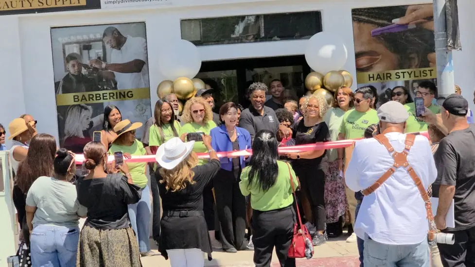 Simply Divine Ribbon Cutting - Aug 30 2025